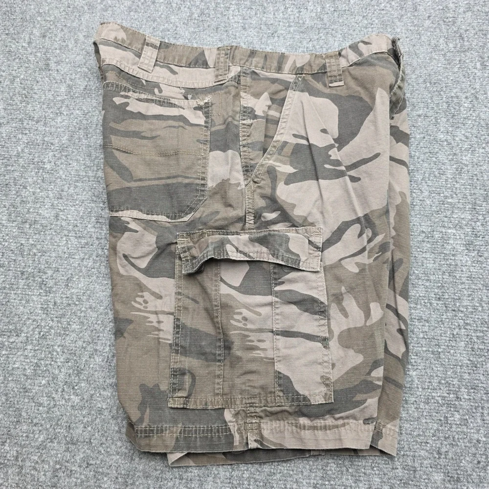 Wrangler Authentics Mens Camo Cargo Shorts Size 34 Relaxed Fit Cotton Camouflage